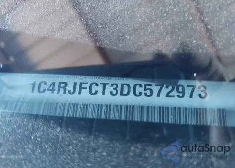 2013 Jeep Grand Cherokee Overland Summit из США, поврежденный, VIN 1C4RJFCT3DC572973